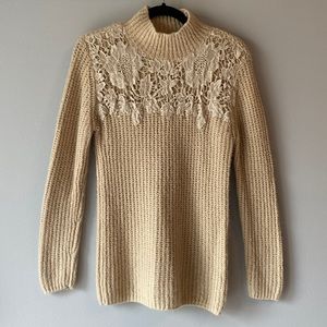 Venus - long sleeve turtle neck sweater